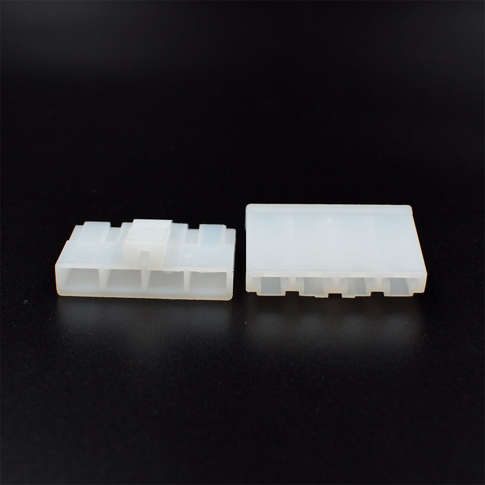 CONECTOR 4 PINES EN LINEA REGULADOR V80 MACHO