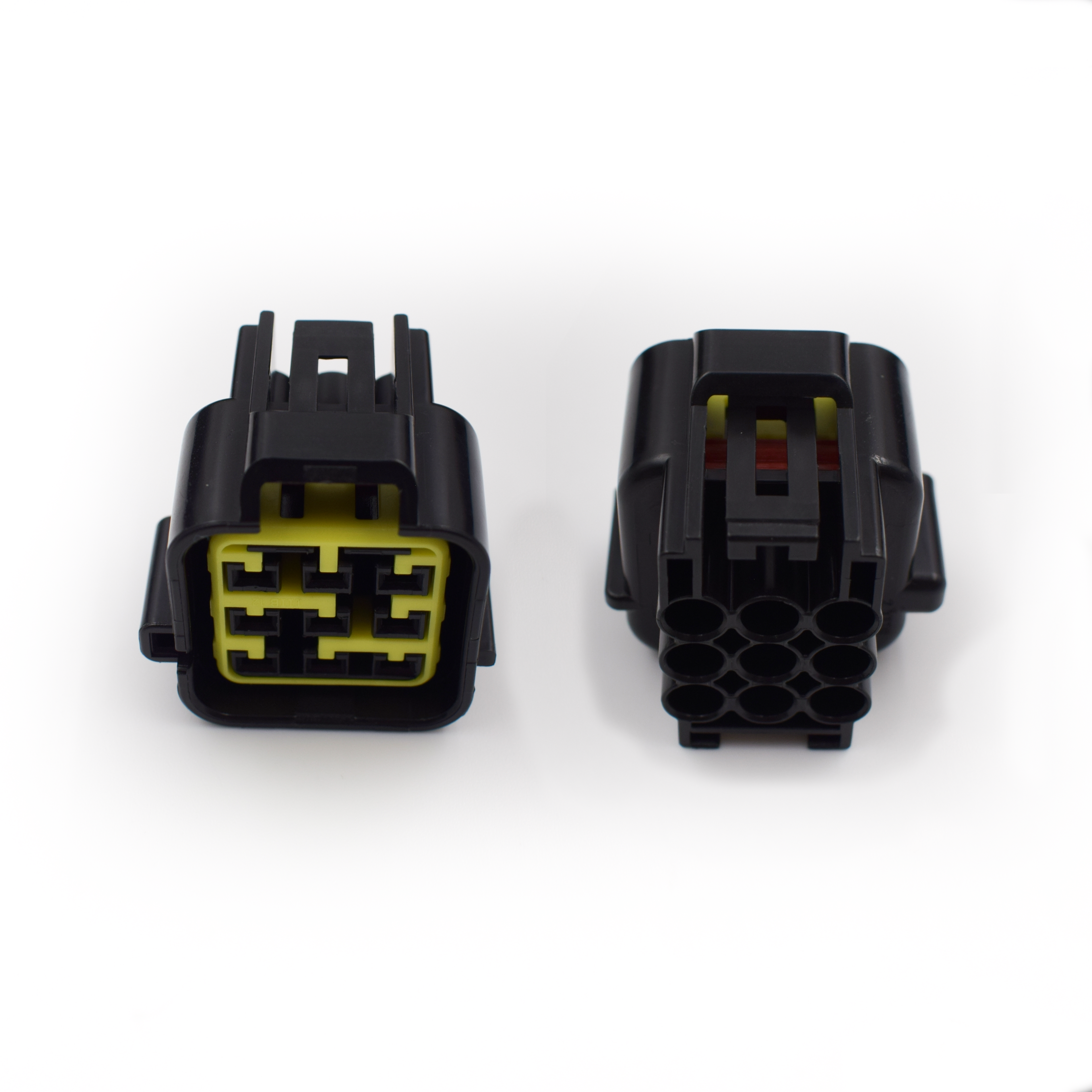 CONECTOR 9 VIAS HEMBRA PALA 0.90 XM